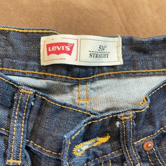 Levi’s - Picture 3 of 5